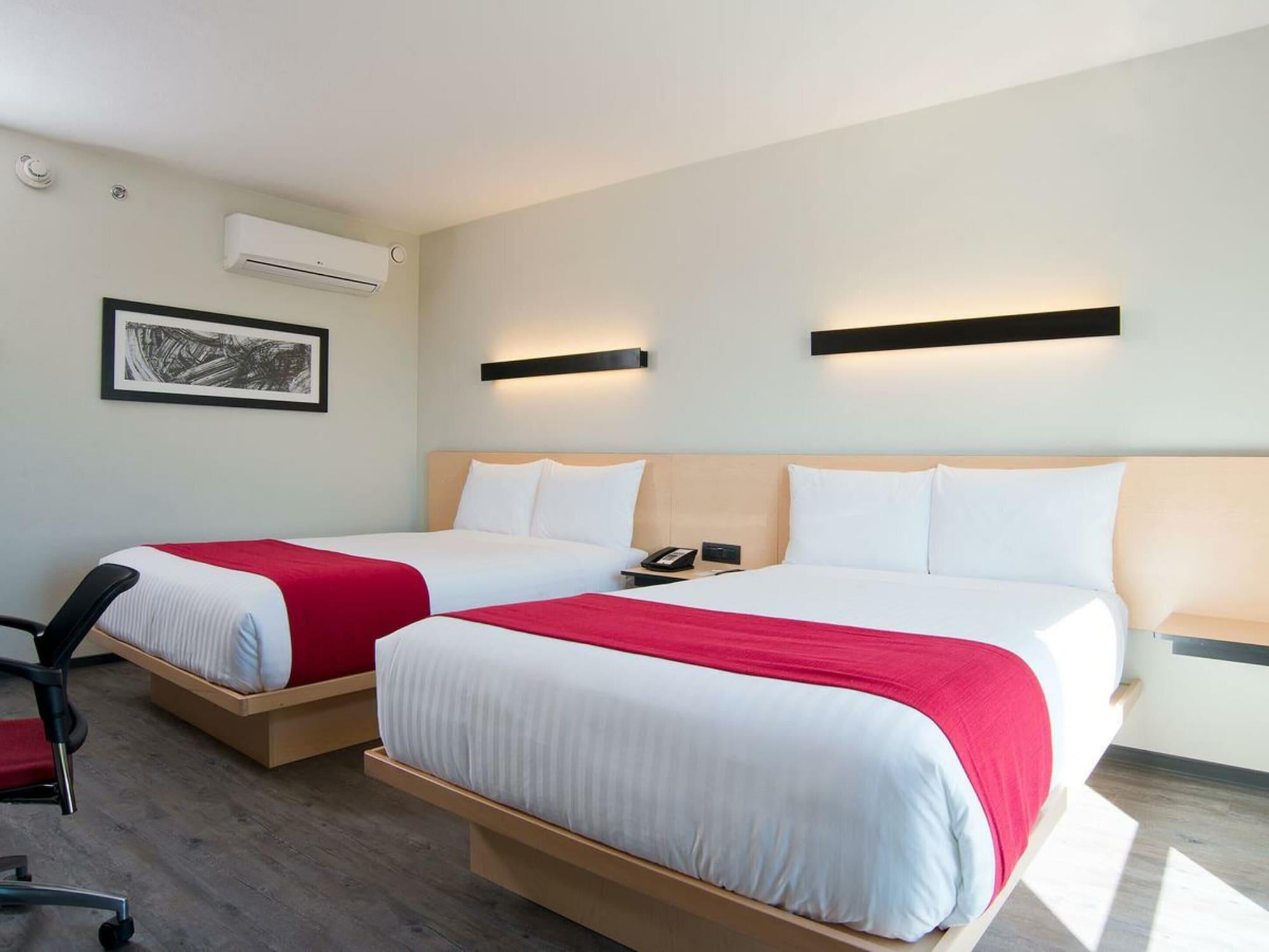 ซิตี้ เอ็กซ์เพรส ซานติอาโก แอโรปูร์โต ชิลี Hotel ภายนอก รูปภาพ