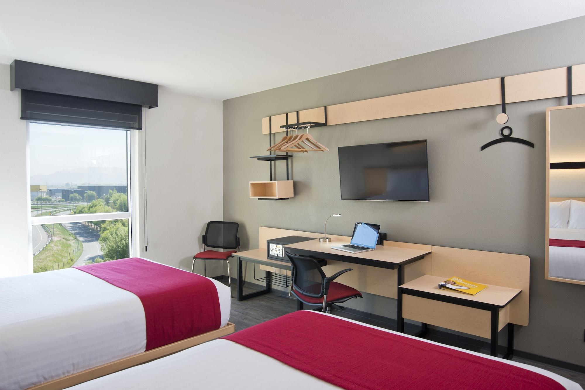 ซิตี้ เอ็กซ์เพรส ซานติอาโก แอโรปูร์โต ชิลี Hotel ภายนอก รูปภาพ