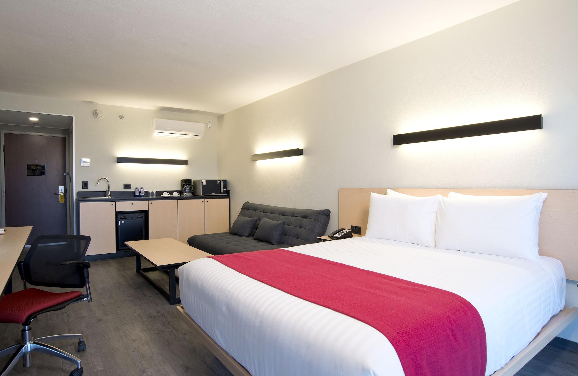 ซิตี้ เอ็กซ์เพรส ซานติอาโก แอโรปูร์โต ชิลี Hotel ภายนอก รูปภาพ
