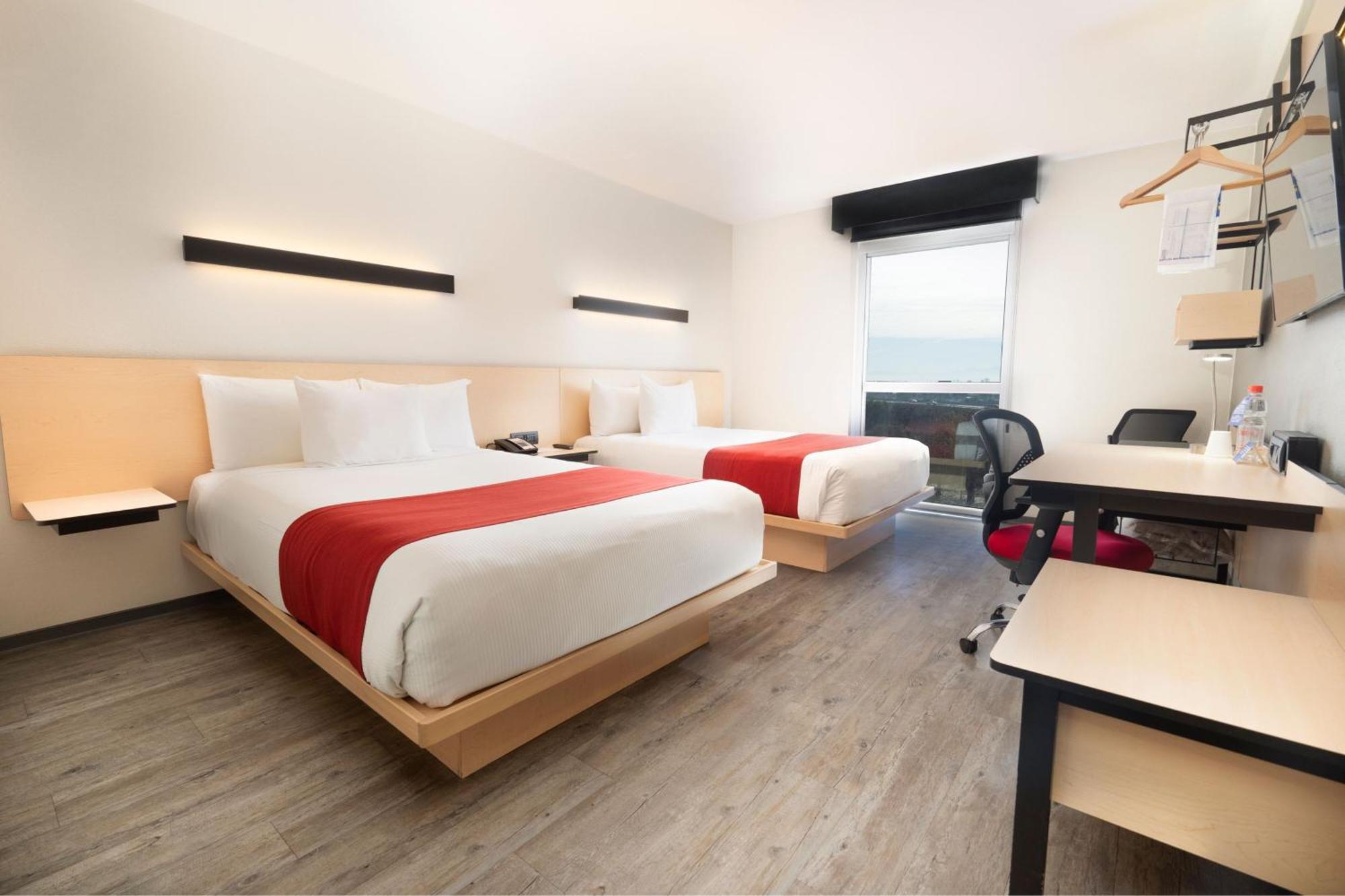 ซิตี้ เอ็กซ์เพรส ซานติอาโก แอโรปูร์โต ชิลี Hotel ภายนอก รูปภาพ