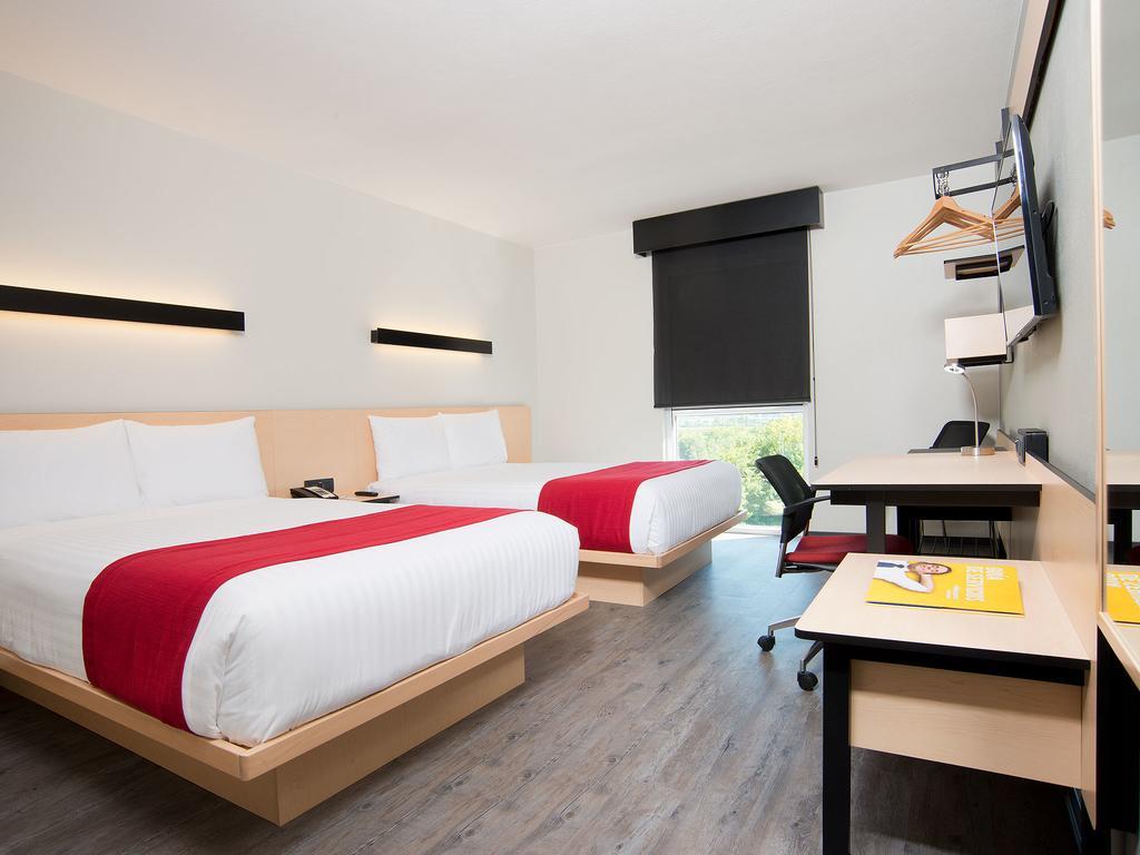 ซิตี้ เอ็กซ์เพรส ซานติอาโก แอโรปูร์โต ชิลี Hotel ภายนอก รูปภาพ