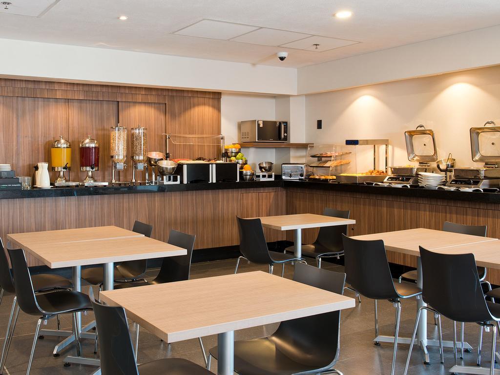ซิตี้ เอ็กซ์เพรส ซานติอาโก แอโรปูร์โต ชิลี Hotel ภายนอก รูปภาพ